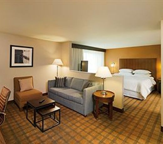 Four Points by Sheraton Downtown Seattle Center