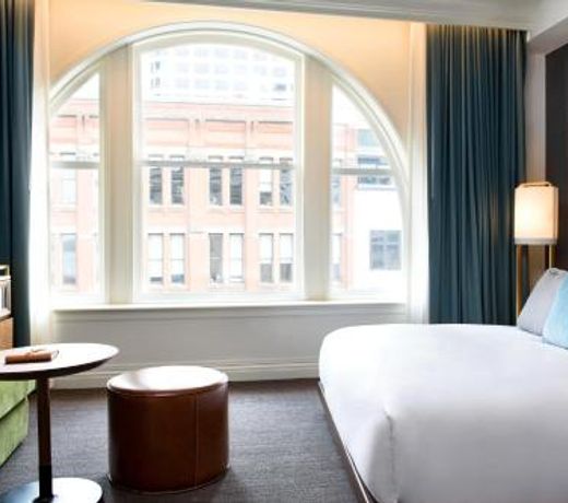 The Alexis Royal Sonesta Hotel