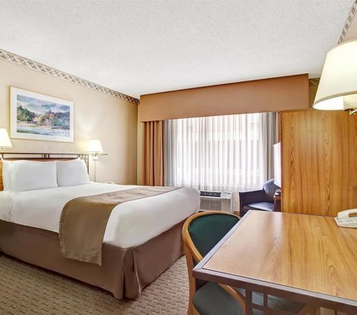 Travelodge by Wyndham Seattle By The Space Needle