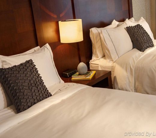 Renaissance Seattle Hotel