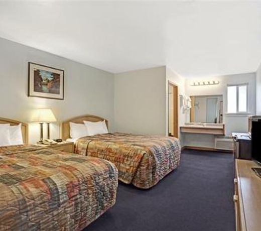 Travelodge by Wyndham Seattle North of Downtown