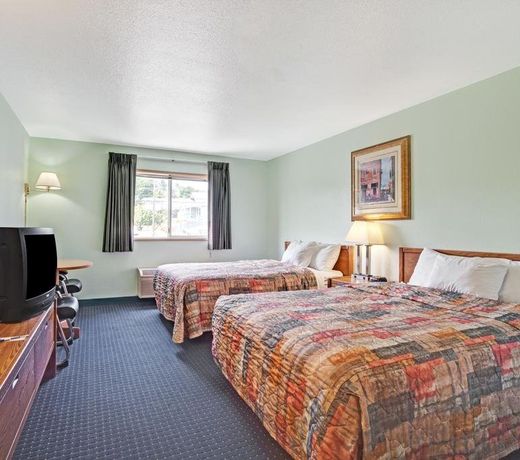Travelodge by Wyndham Seattle North of Downtown
