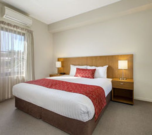 Gladstone Downtown Central Apartment Hotel