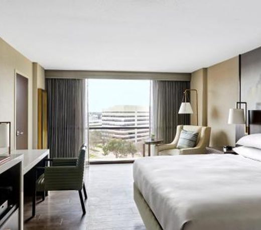 Dallas-Addison Marriott Quorum by the Galleria
