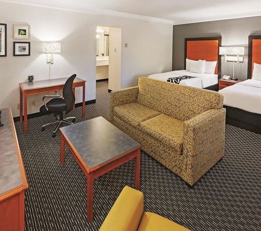 La Quinta Inn by Wyndham Dallas Uptown