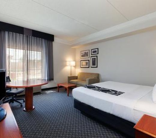 La Quinta by Wyndham Dallas North Central
