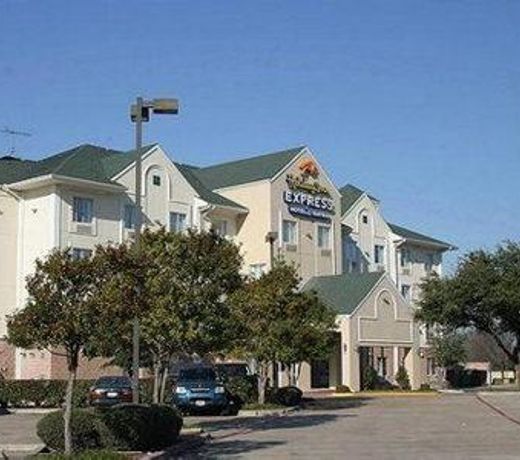 Holiday Inn Express & Suites Dallas Park Central Northeast, an IHG Hotel