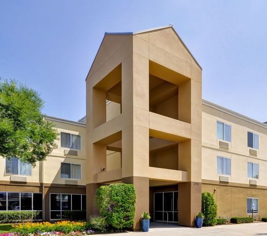 Fairfield Inn & Suites Dallas Medical/Market Center