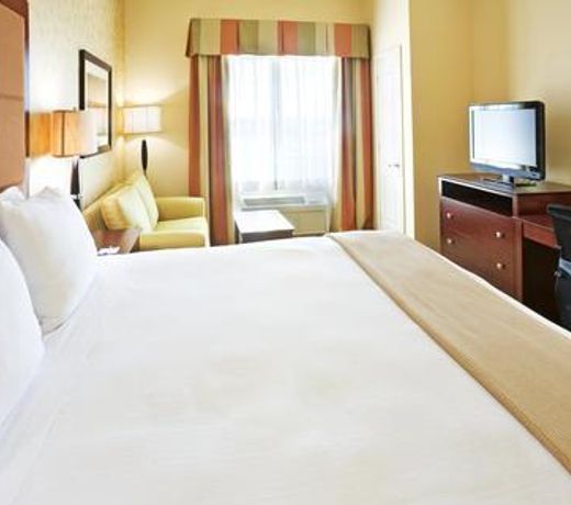 Holiday Inn Express & Suites Dallas Fair Park