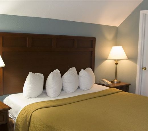 QUALITY SUITES