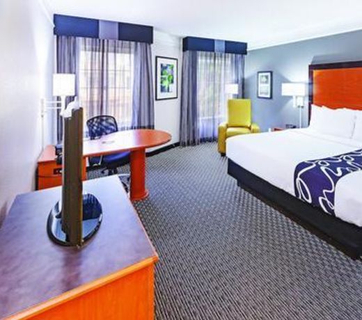 La Quinta by Wyndham Dallas - Addison Galleria
