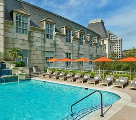 Hotel Crescent Court