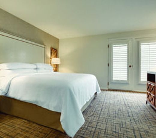 Embassy Suites by Hilton Scottsdale Resort