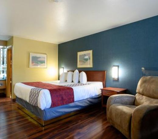 Americas Best Value Inn - Phoenix / Ashland