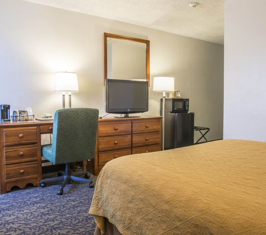 Quality Inn University Center