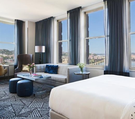 Renaissance Pittsburgh Hotel