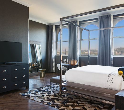 Renaissance Pittsburgh Hotel