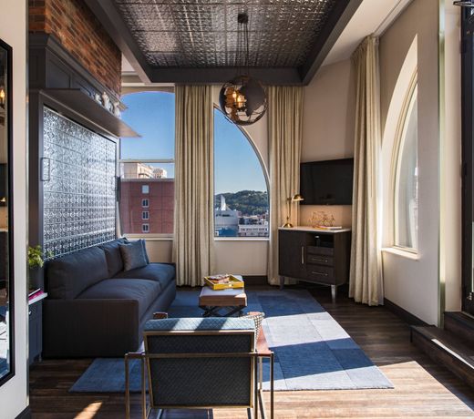 Renaissance Pittsburgh Hotel