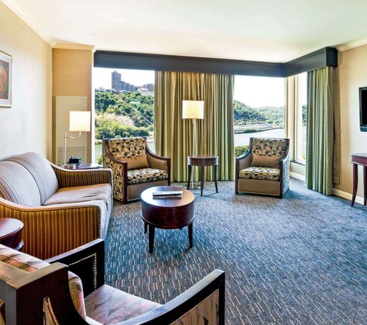 Wyndham Grand Pittsburgh