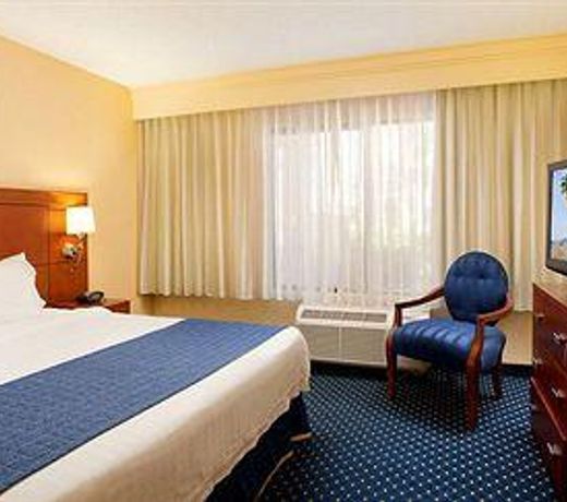 Courtyard by Marriott Palm Springs