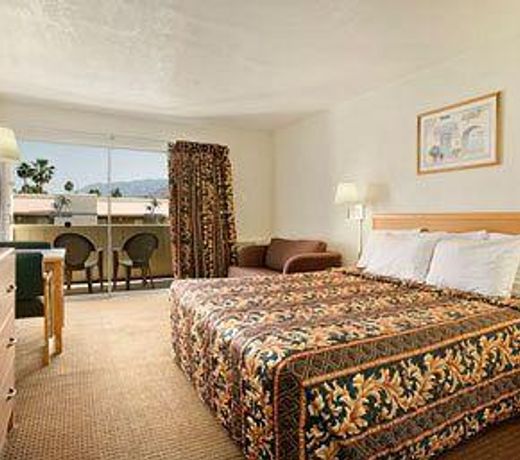 Days Inn by Wyndham Palm Springs