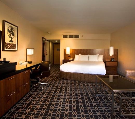 Hilton Palm Springs