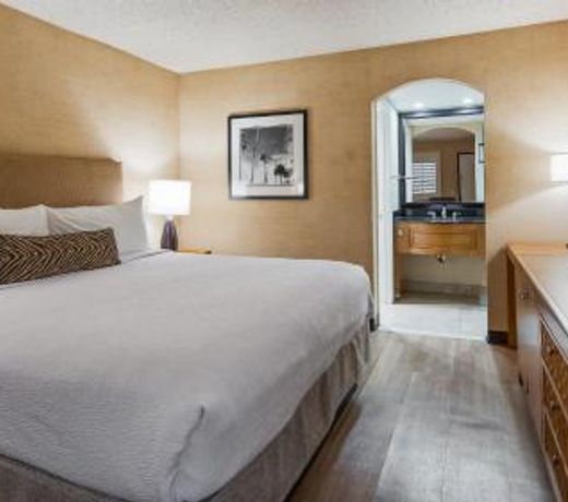 Best Western Plus Las Brisas Hotel