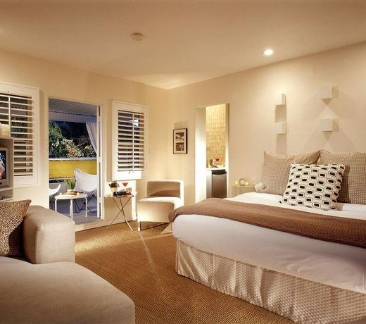 Movie Colony Hotel