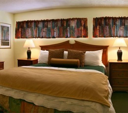 TUSCANY MANOR RESORT