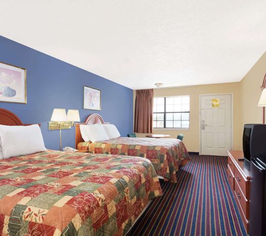 Days Inn by Wyndham Downtown-Nashville West Trinity Lane