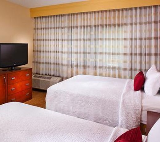 Courtyard by Marriott Nashville Airport