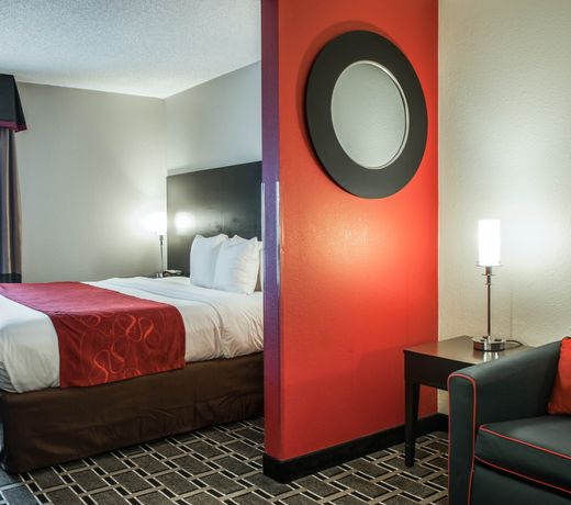 Comfort Suites Airport Nashville