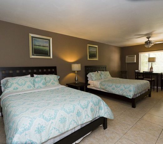 Granada Inn