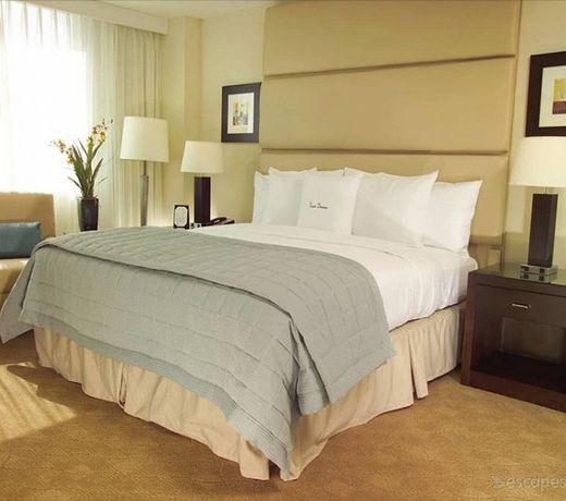 GALLERYone - a DoubleTree Suites by Hilton Hotel