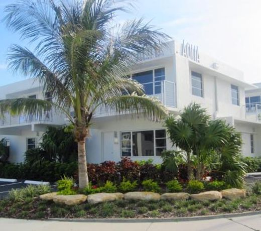 Aqua Hotel