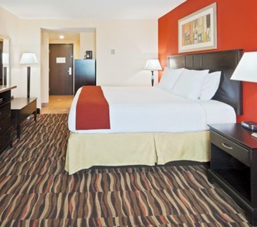 Holiday Inn Express Hotel & Suites Fort Lauderdale Airport/Cruise Port, an IHG Hotel