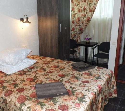 Hotel Hata