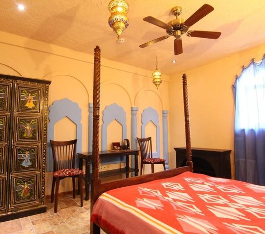 India Hotel ETHNOMIR