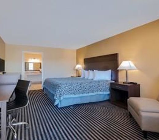 Days Inn by Wyndham Spokane