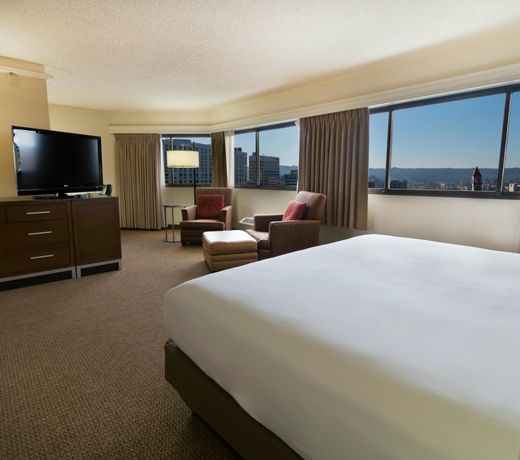 DoubleTree by Hilton Spokane City Center