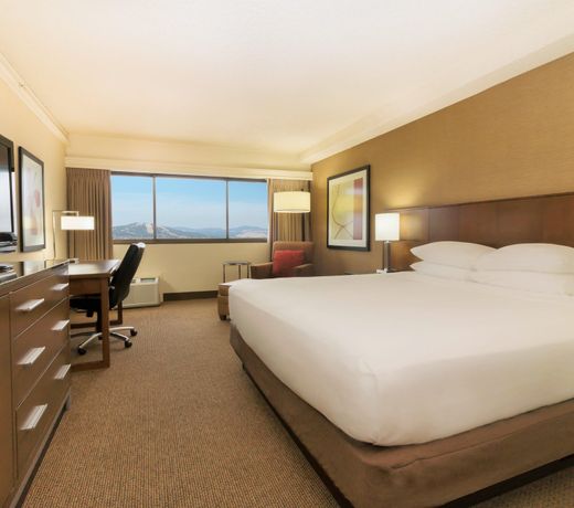 DoubleTree by Hilton Spokane City Center
