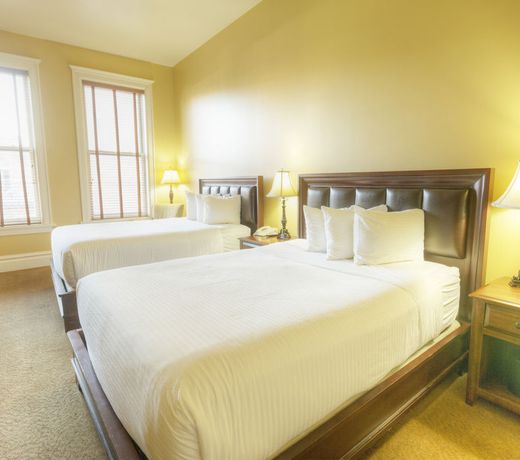 Montvale Hotel