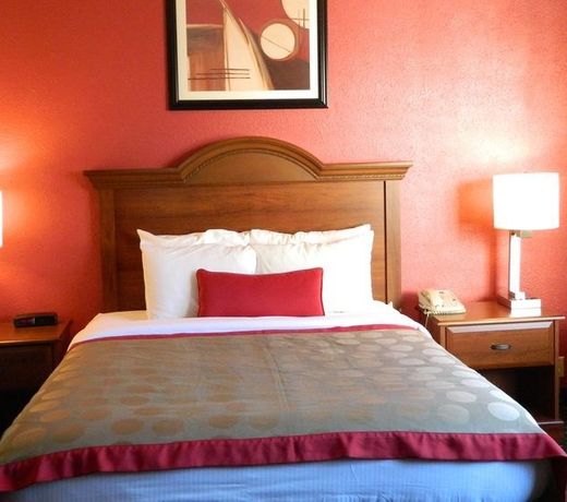 OYO Hotel Spokane North