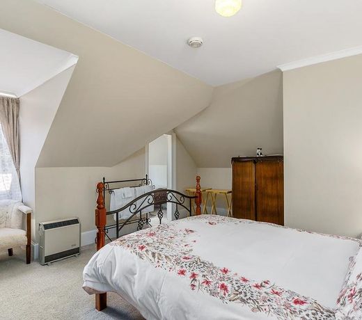 Cambridge House Breakfast & Bed