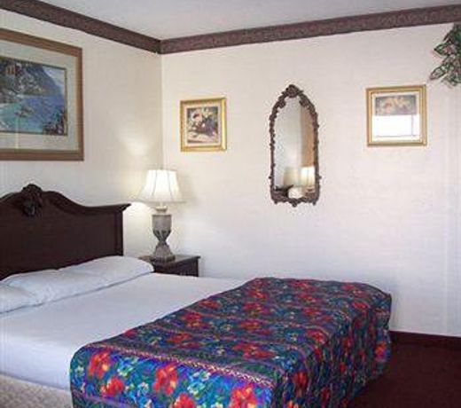 Budget Inn - St. Petersburg