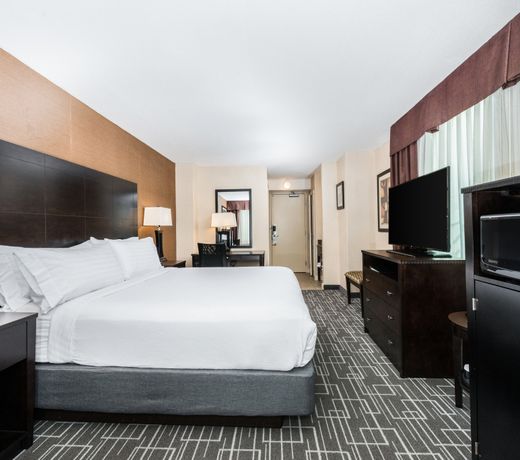 Holiday Inn Charlotte Center City, an IHG Hotel