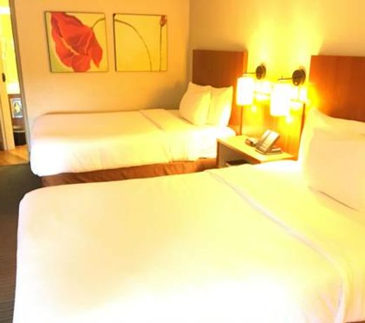 La Quinta by Wyndham Charlotte Airport North