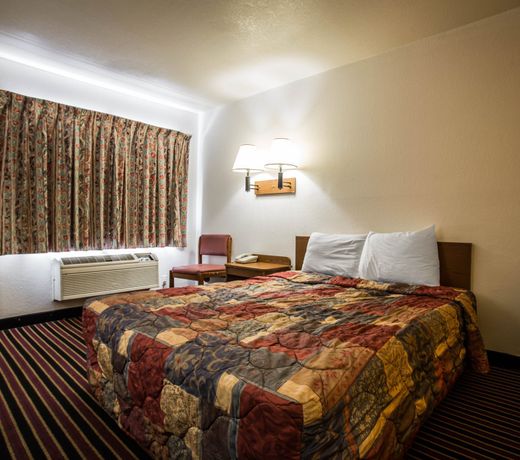 Rodeway Inn