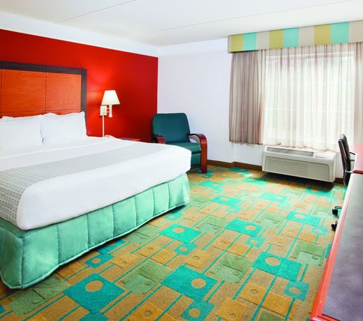 La Quinta by Wyndham Charlotte Airport South