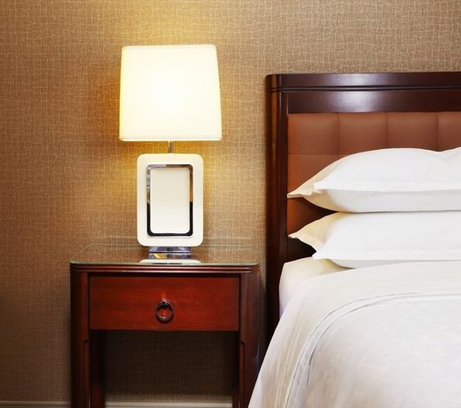 Sheraton Charlotte Hotel
